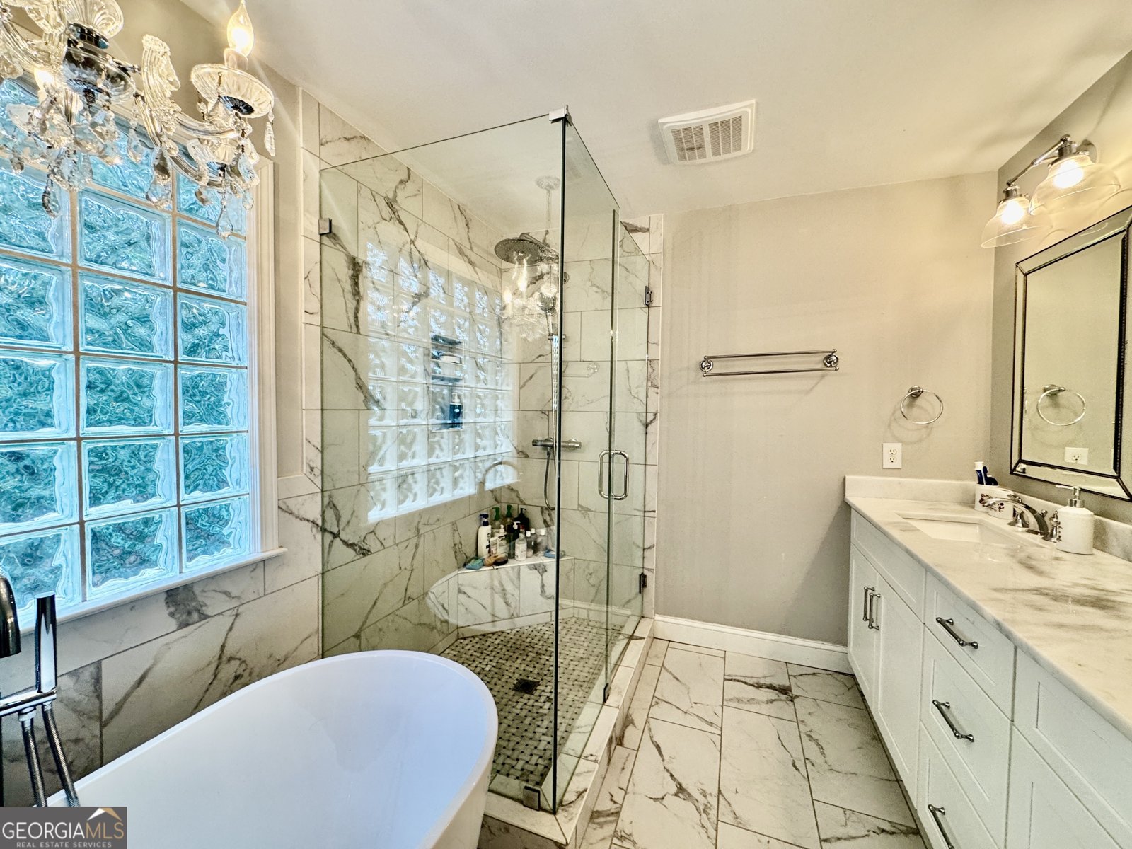 703 Overlook Point Woodstock - 2