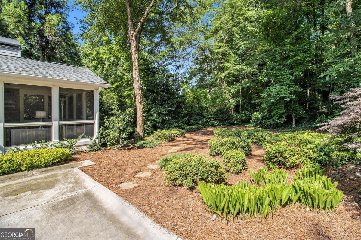 6300 Blackwater Trail Atlanta - 42