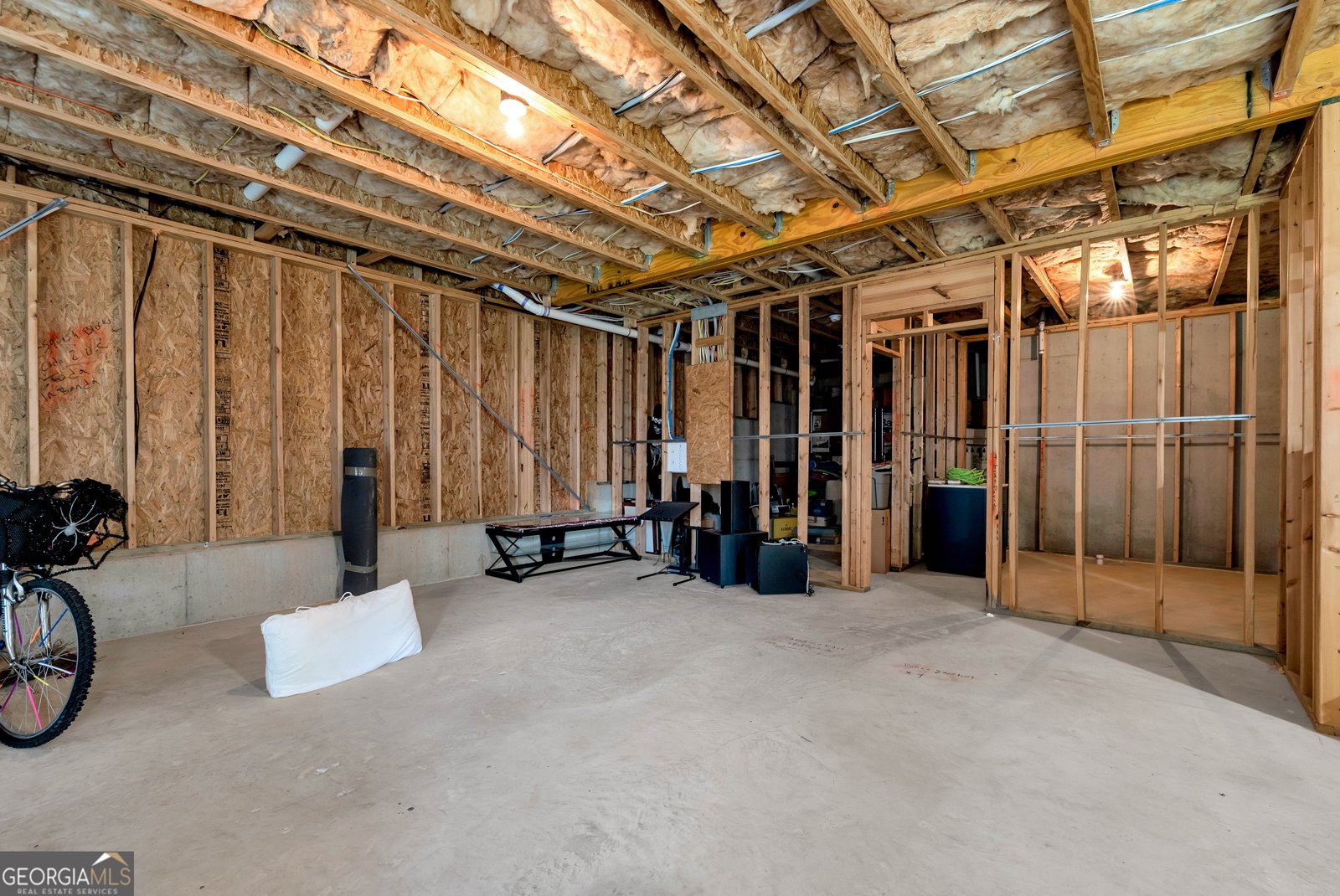 253 Orchard Trail Canton - 42