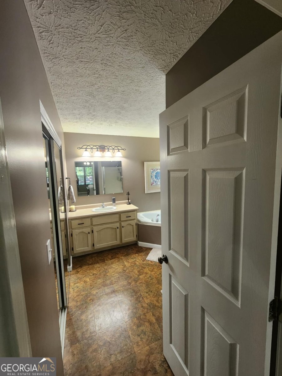 220 Valley View Drive Maysville - 15