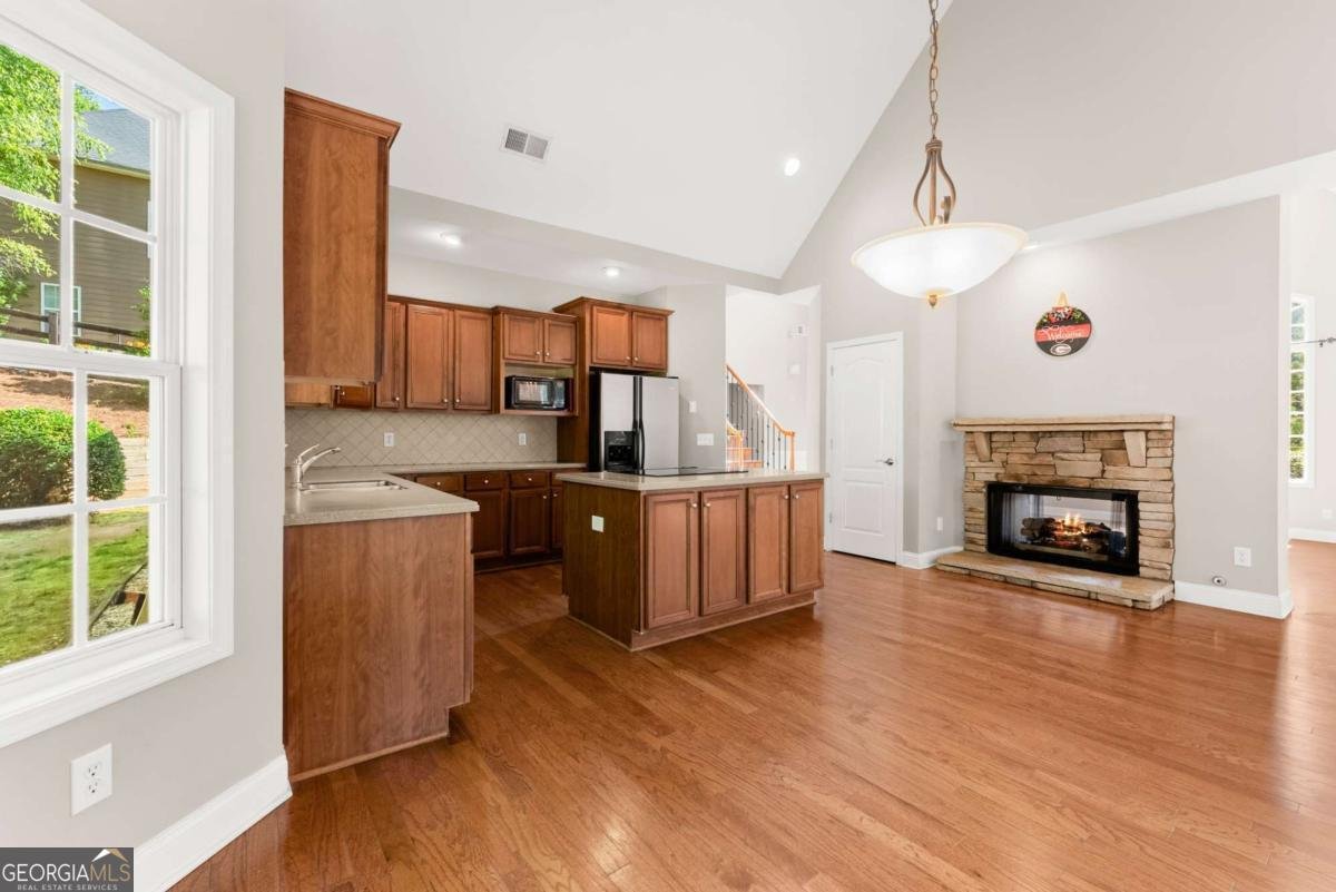 7615 Abbey Glen Drive Cumming - 12
