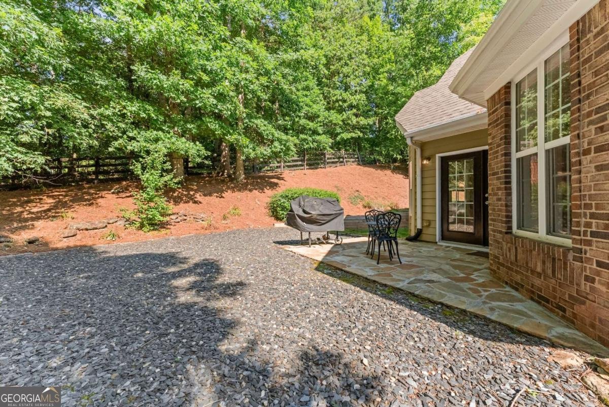 7615 Abbey Glen Drive Cumming - 32