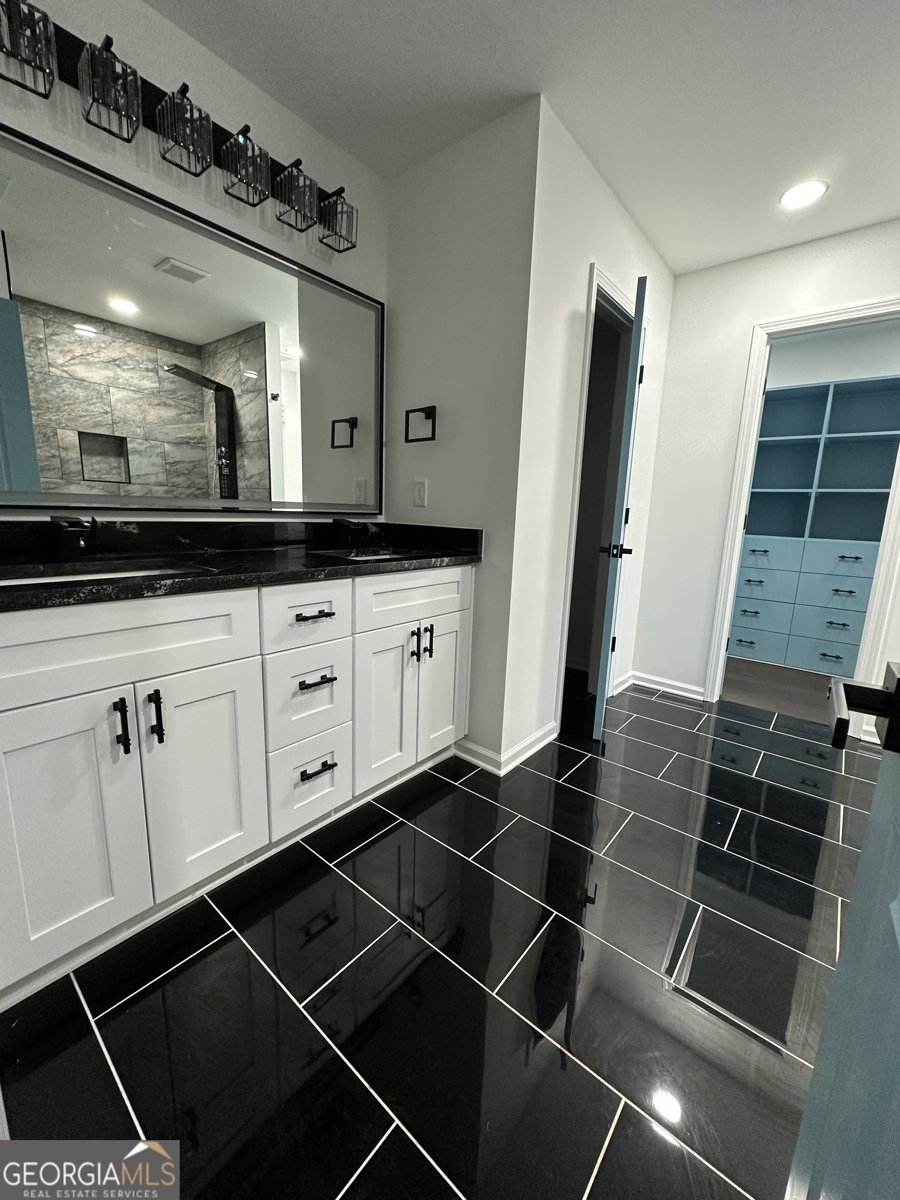 110 WILDWOOD Stockbridge - 21