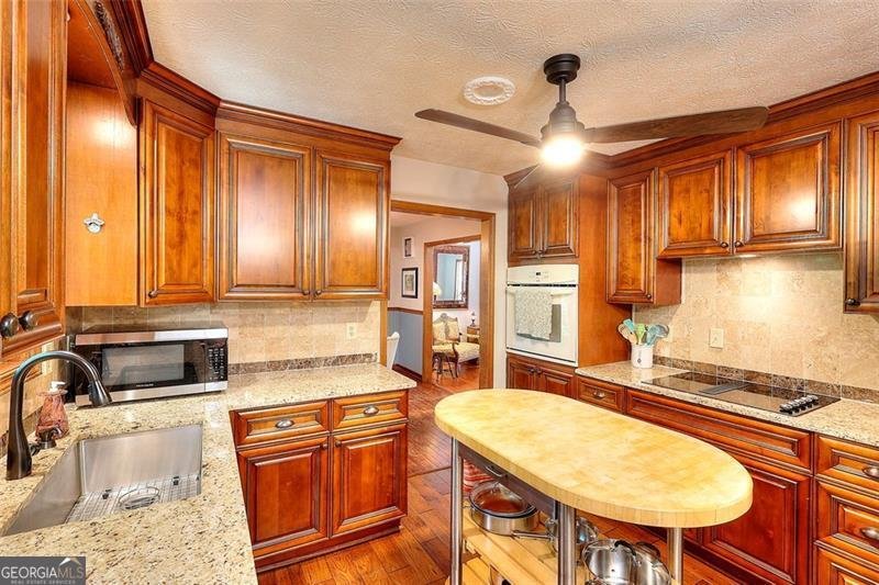 4915 MILLERS Trace Peachtree Corners - 16