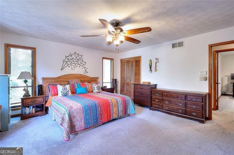 4915 MILLERS Trace Peachtree Corners - 49