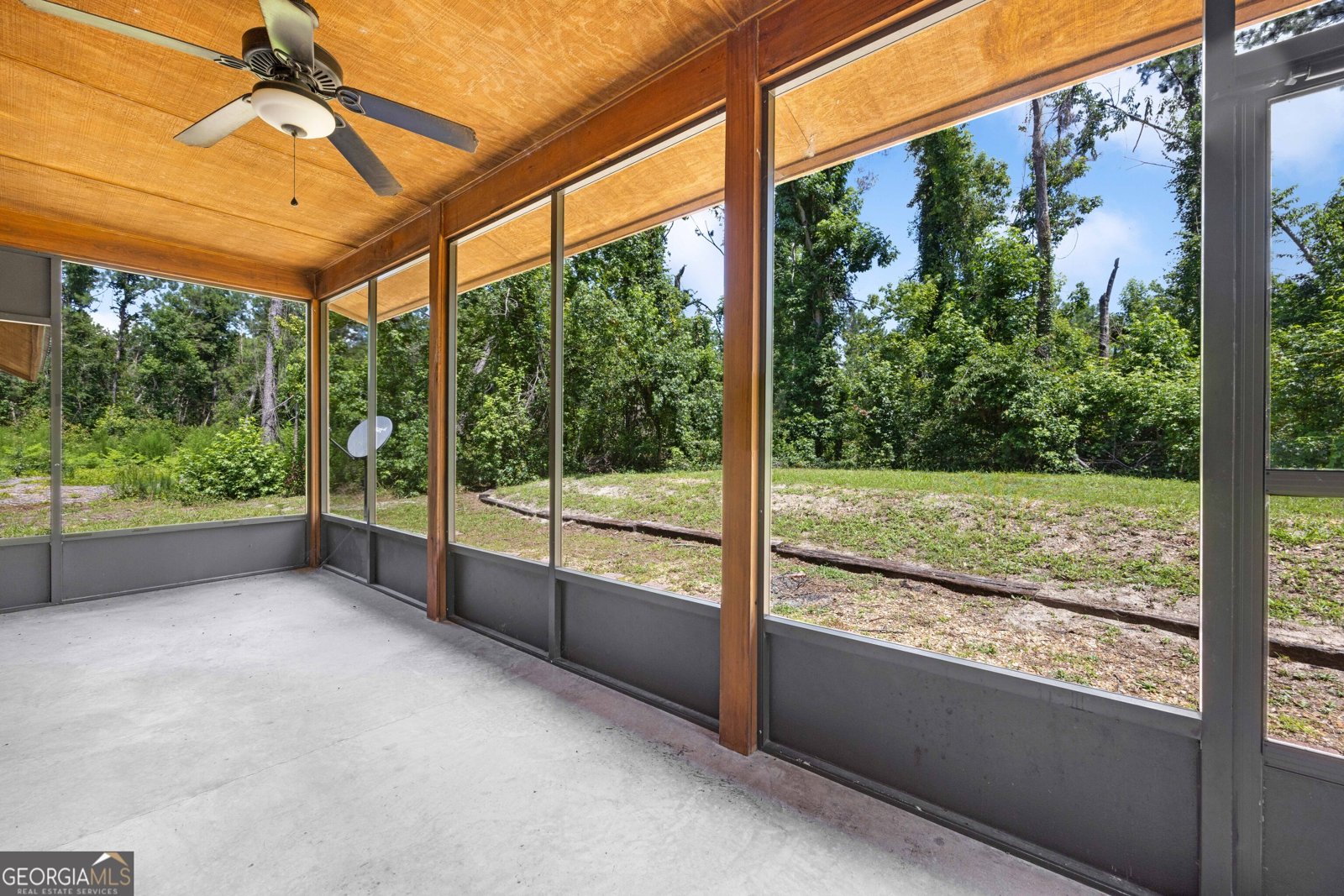 321 East Street Lake Park - 28