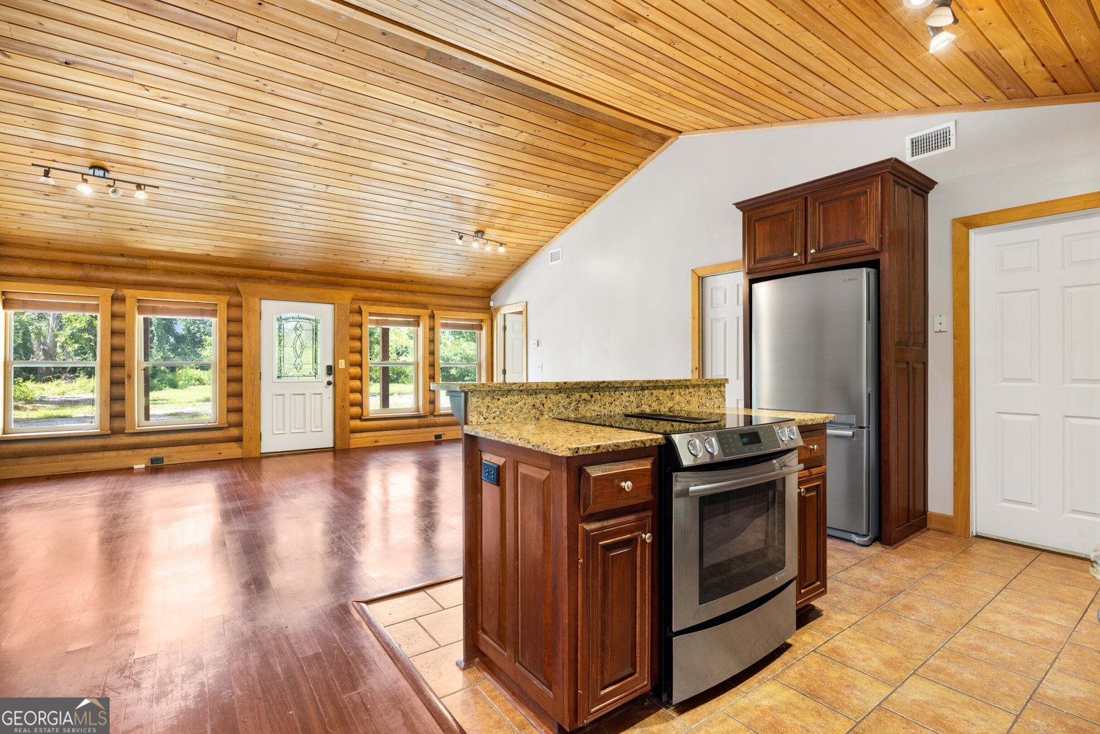 321 East Street Lake Park - 7