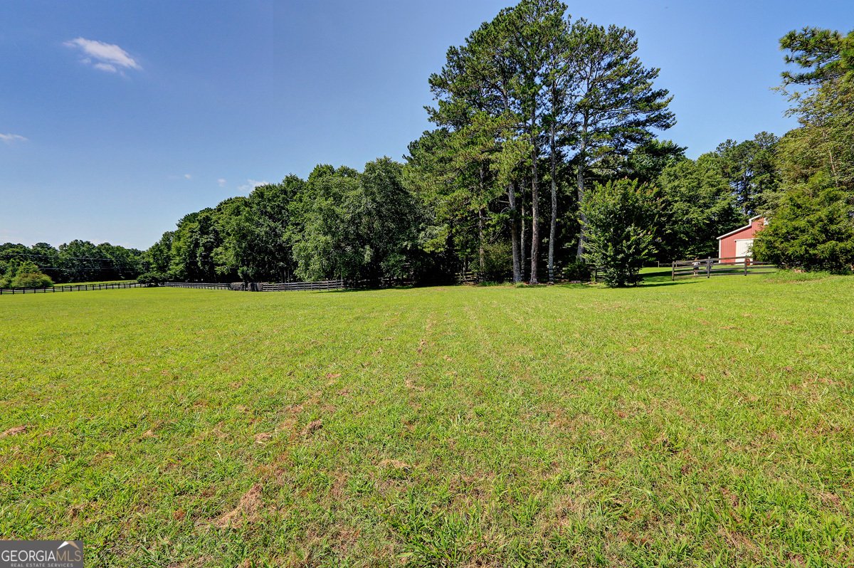 4393 Cannon Road Loganville - 45