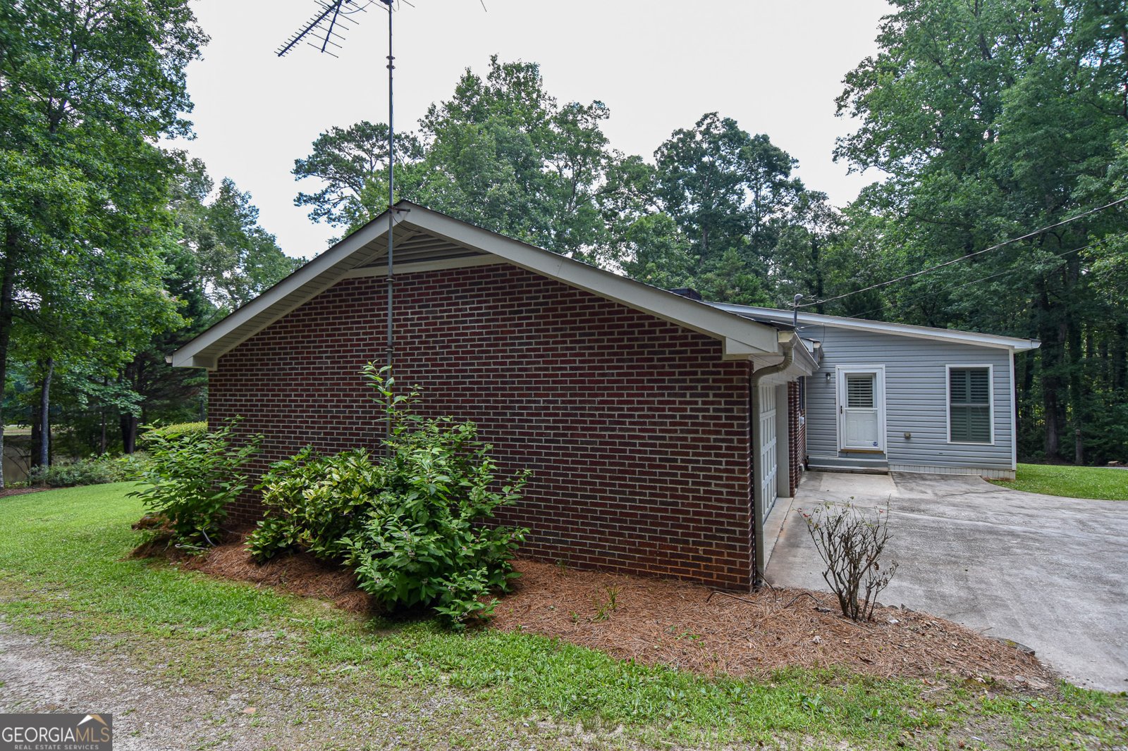 2654 New Hope Road Zebulon - 26