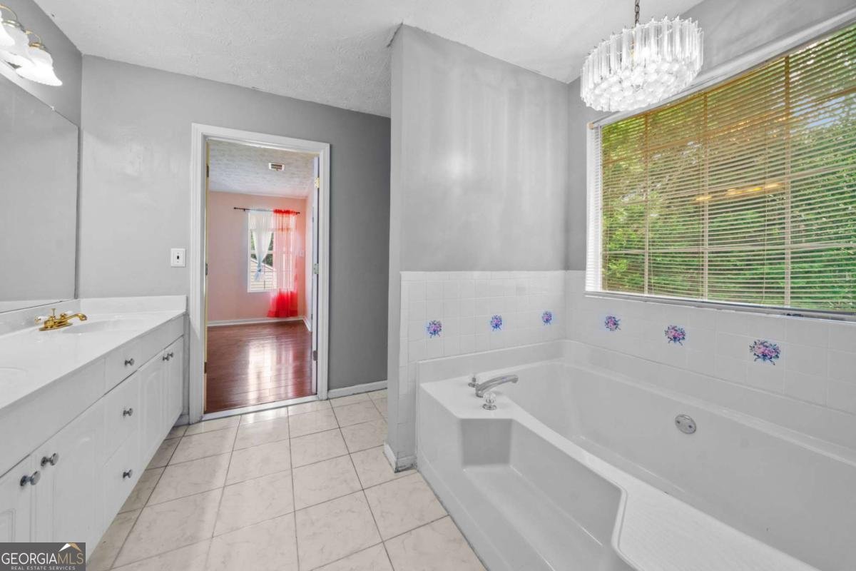 1030 Carriage Trace Circle Stone Mountain - 23