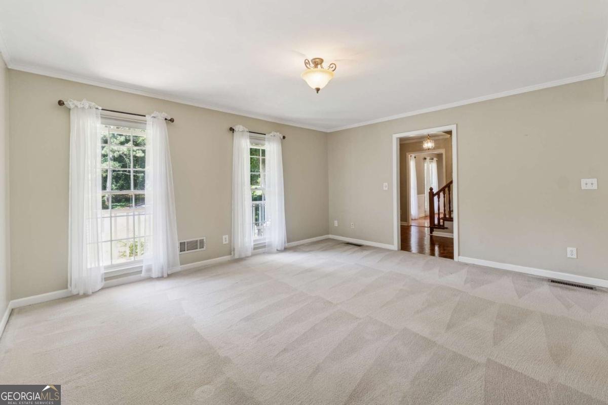 3835 THORNHILL Drive Lilburn - 10