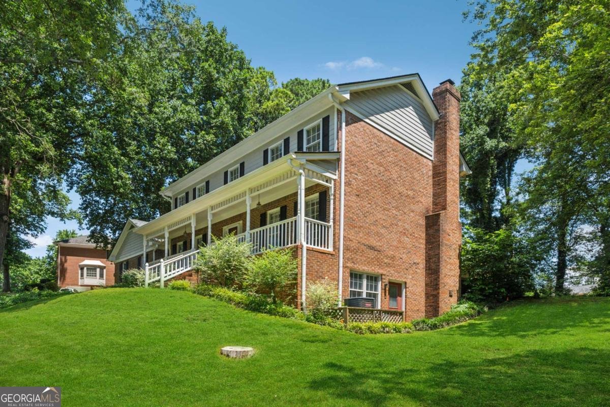 3835 THORNHILL Drive Lilburn - 3