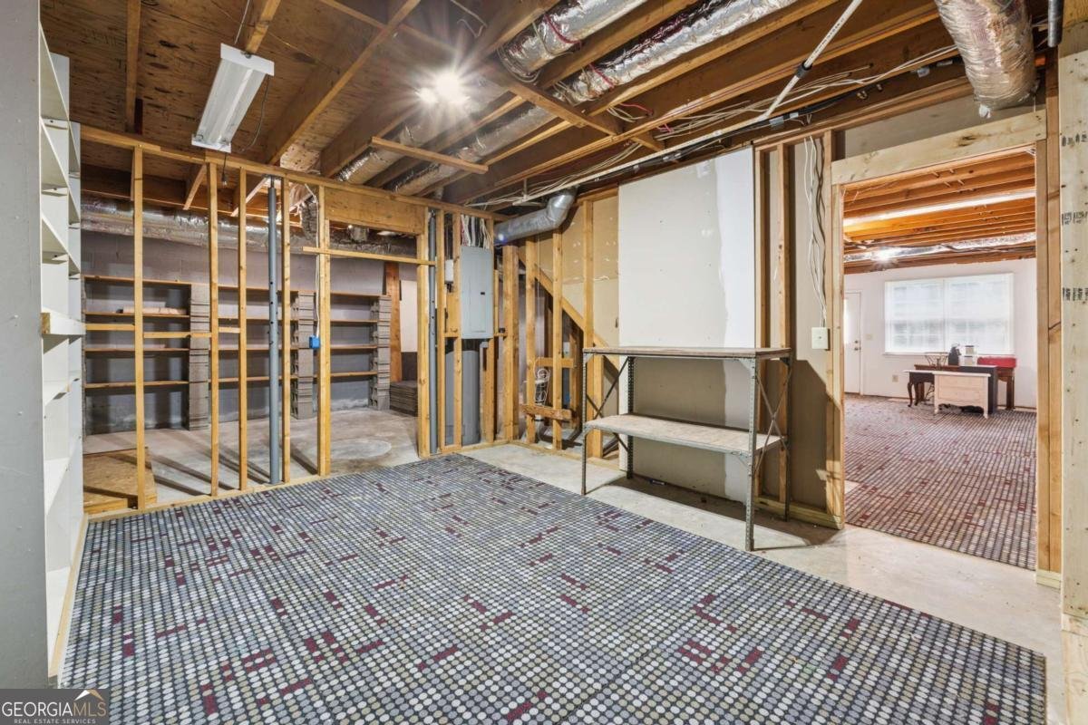 3835 THORNHILL Drive Lilburn - 38
