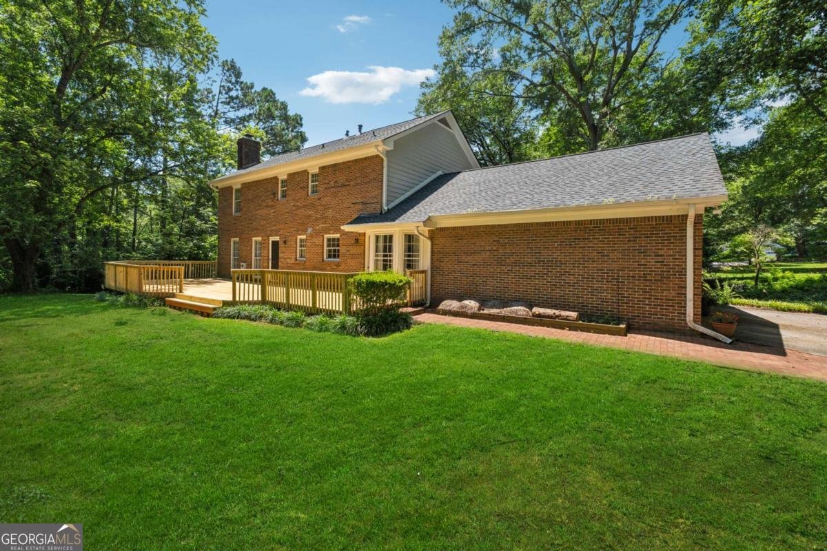 3835 THORNHILL Drive Lilburn - 43