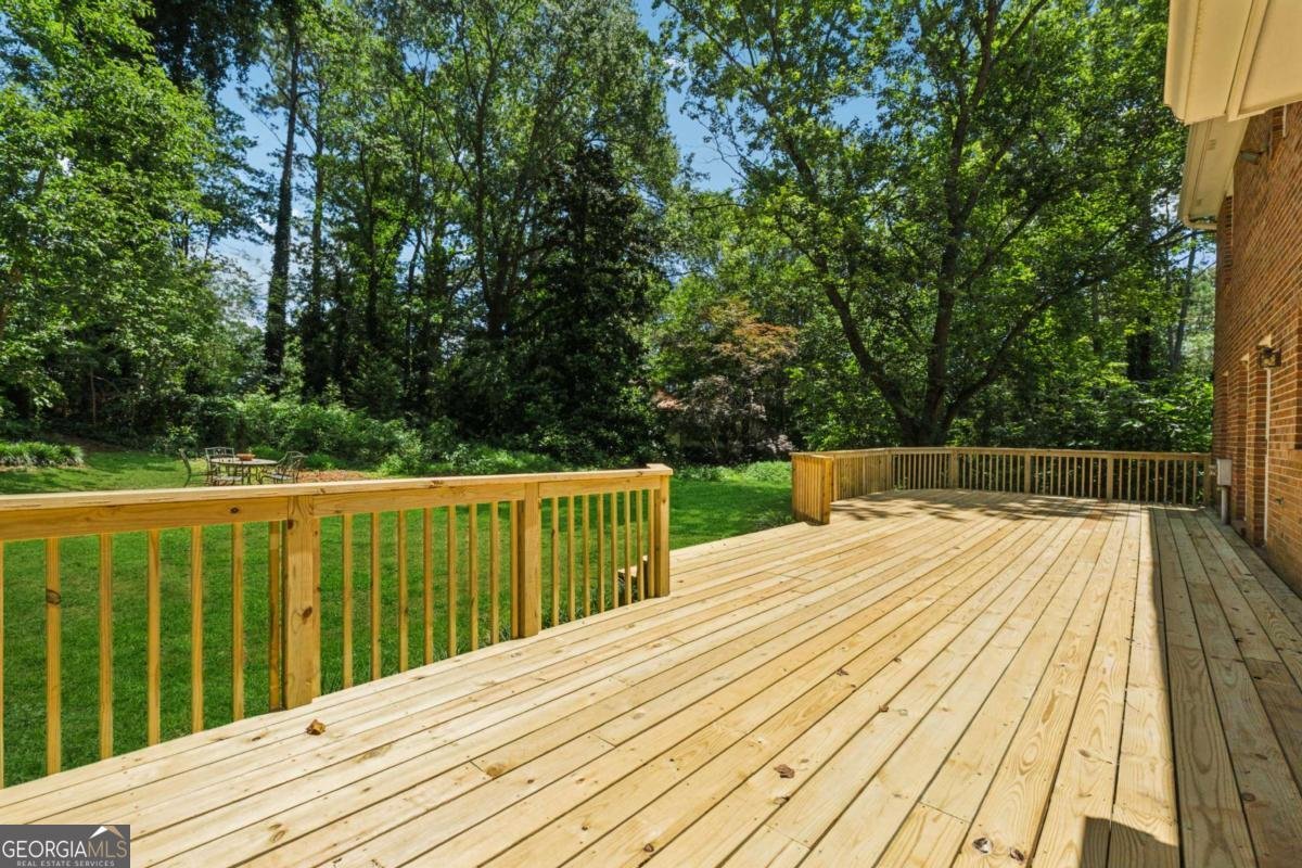3835 THORNHILL Drive Lilburn - 45