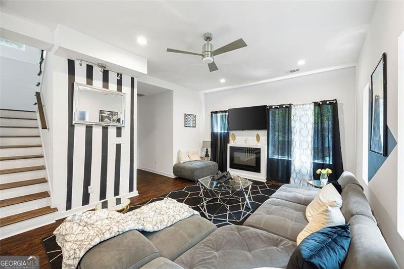 1463 MACKLONE Atlanta - 14