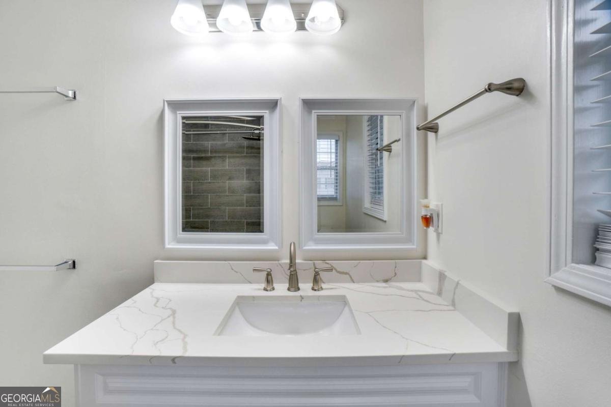 1029 MEGAN Court Sugar Hill - 9