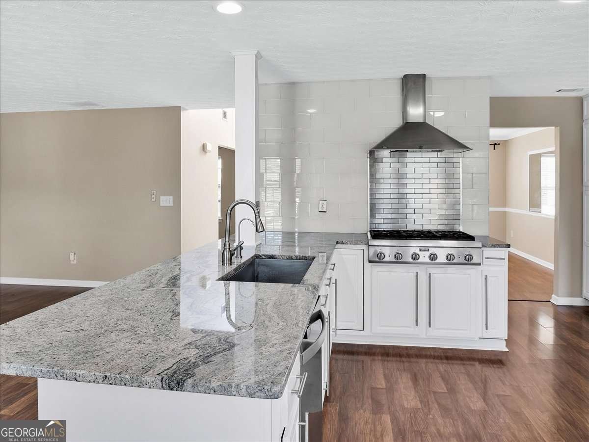 3725 Crescent Walk Lane Suwanee - 3