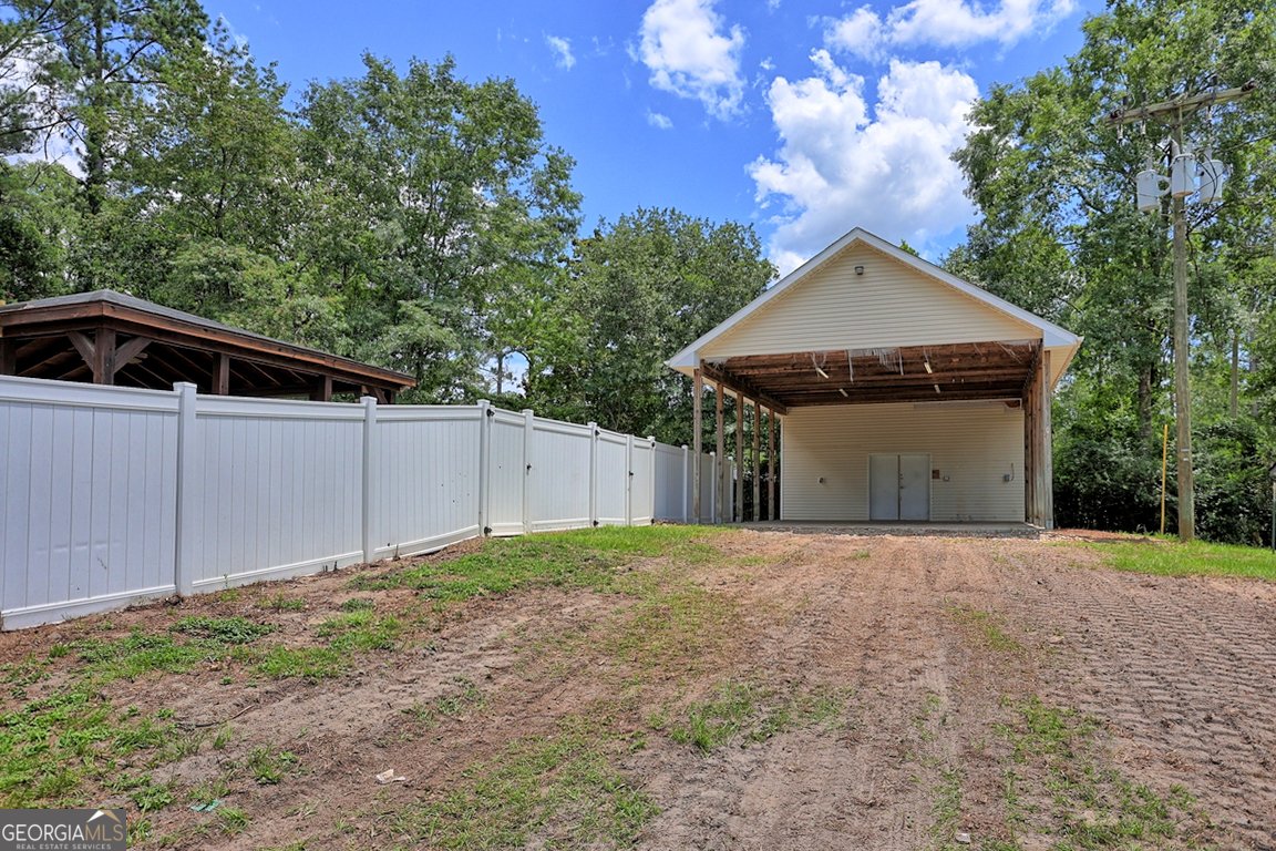 709 Hillwood Drive Statesboro - 33