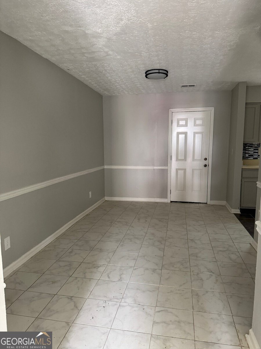 4762 Old Highgate Entry Stone Mountain - 3