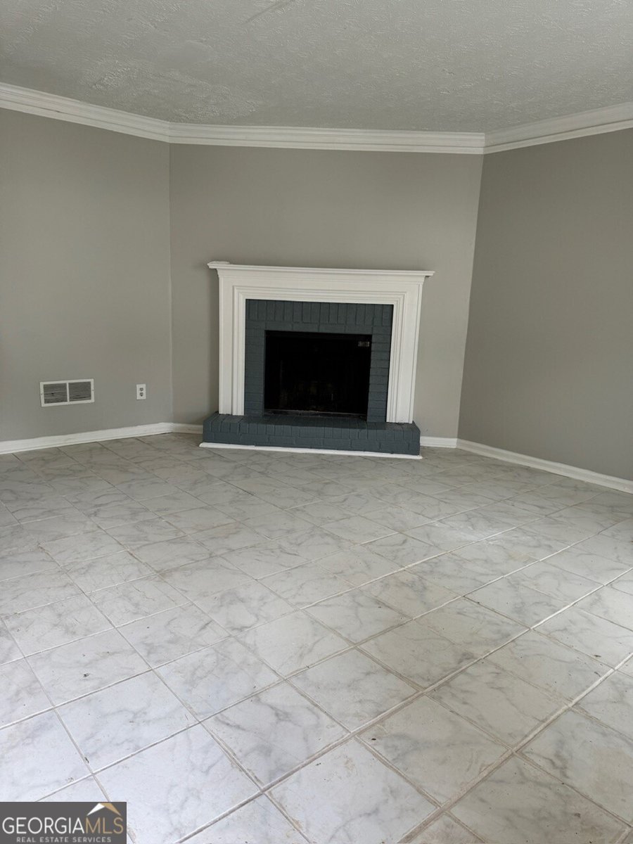 4762 Old Highgate Entry Stone Mountain - 4