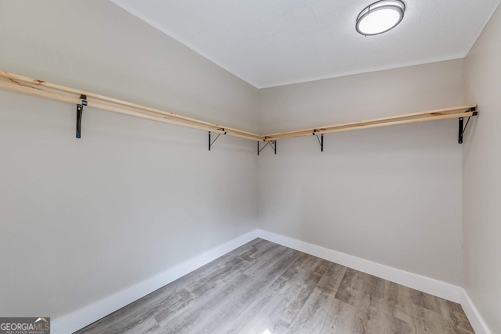 605 Pearwood Road Royston - 18