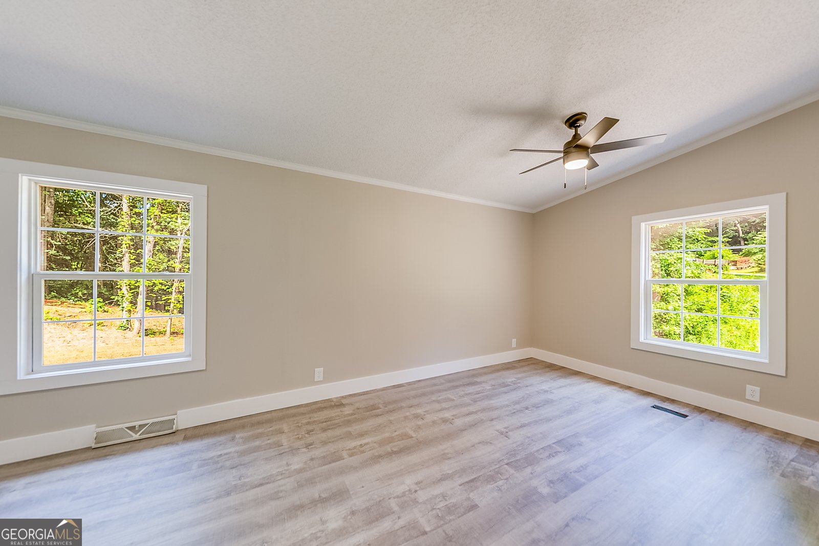605 Pearwood Road Royston - 25