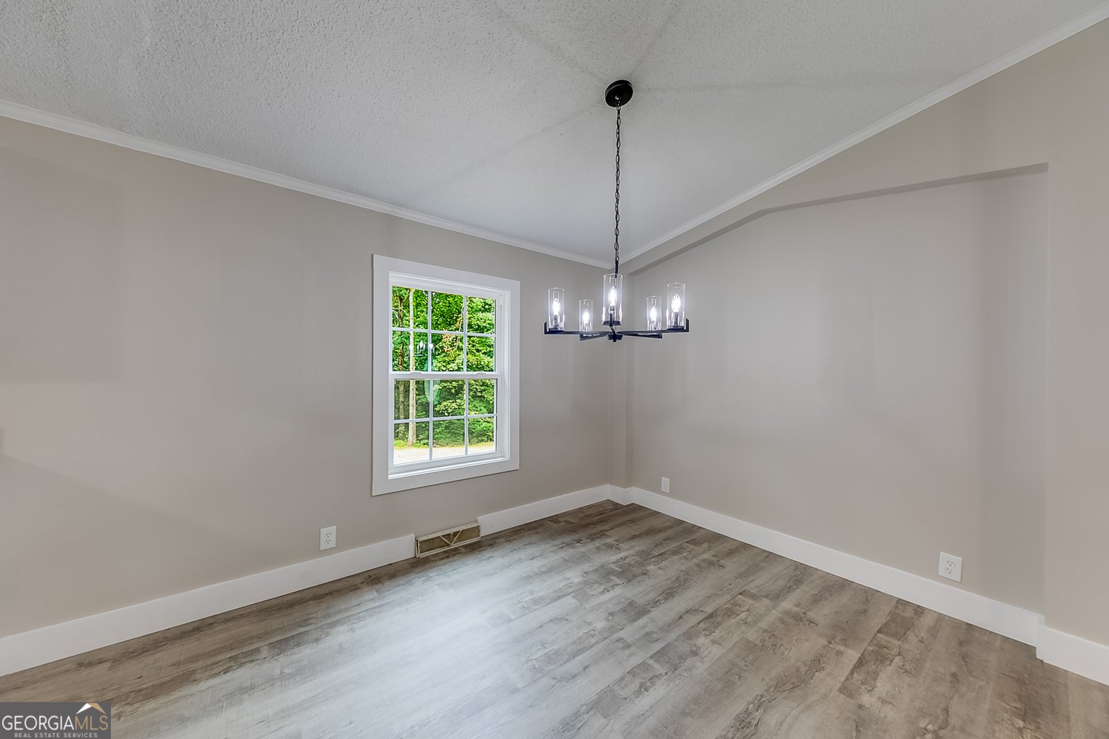 605 Pearwood Road Royston - 7