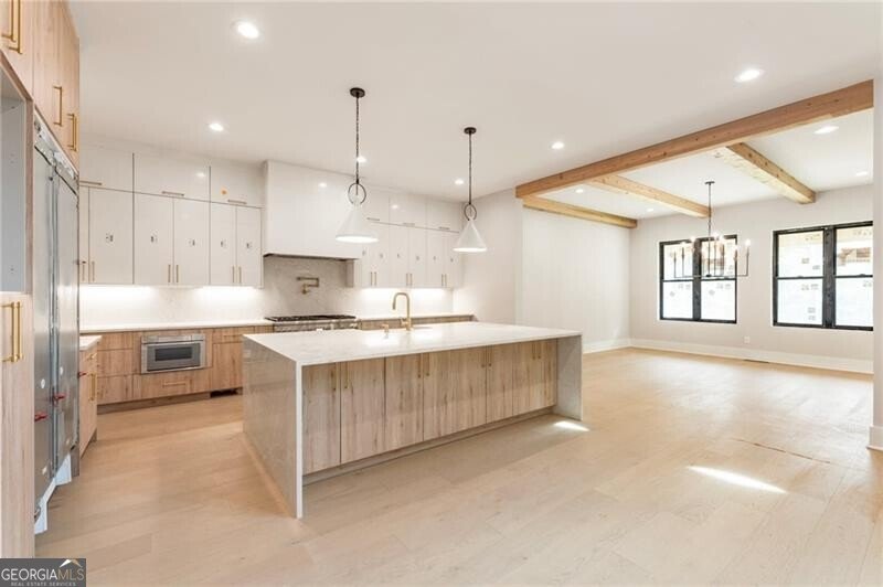 15792 Thompson Road Milton - 16