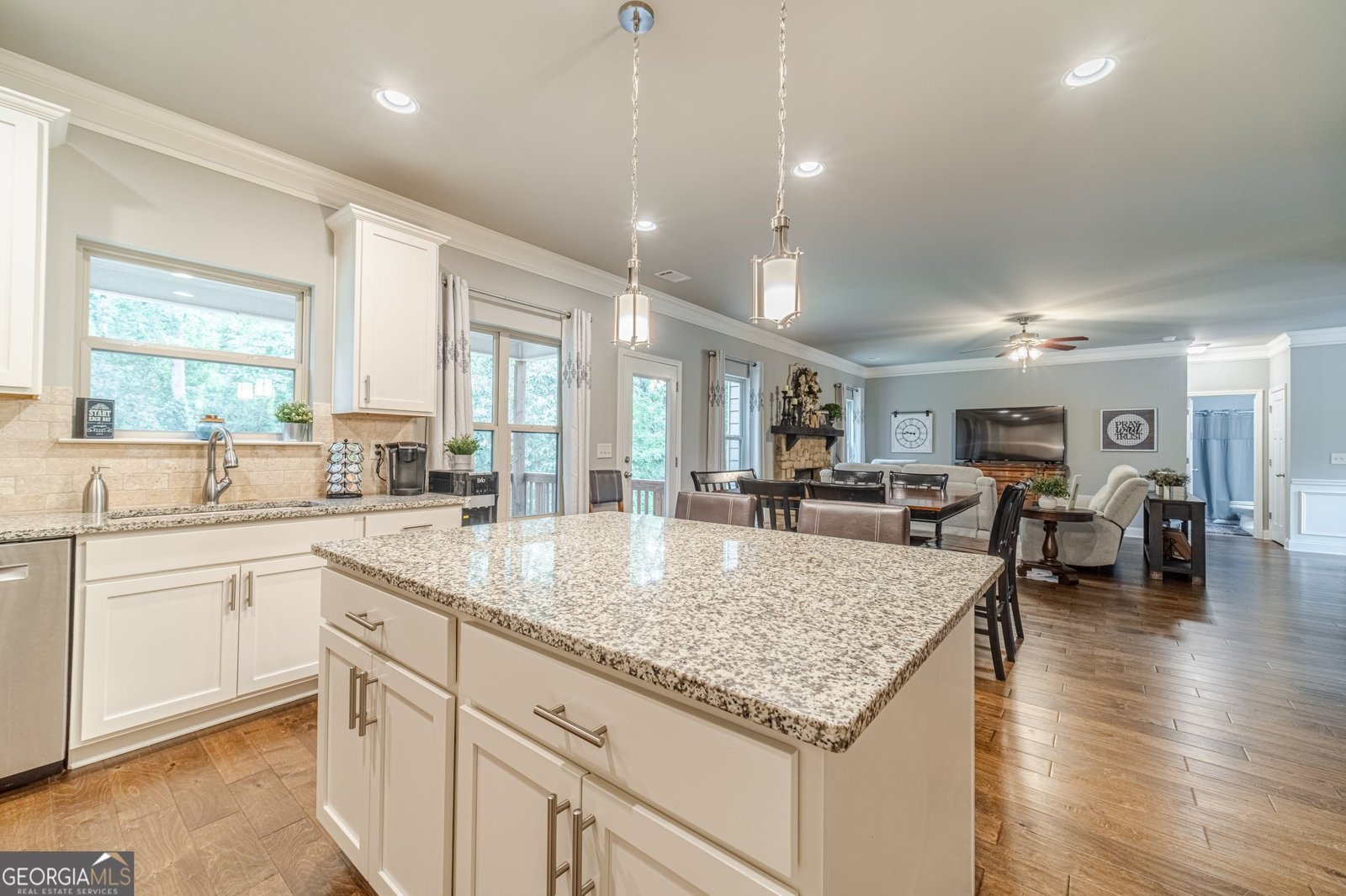 545 Jefferson Boulevard Jefferson - 22
