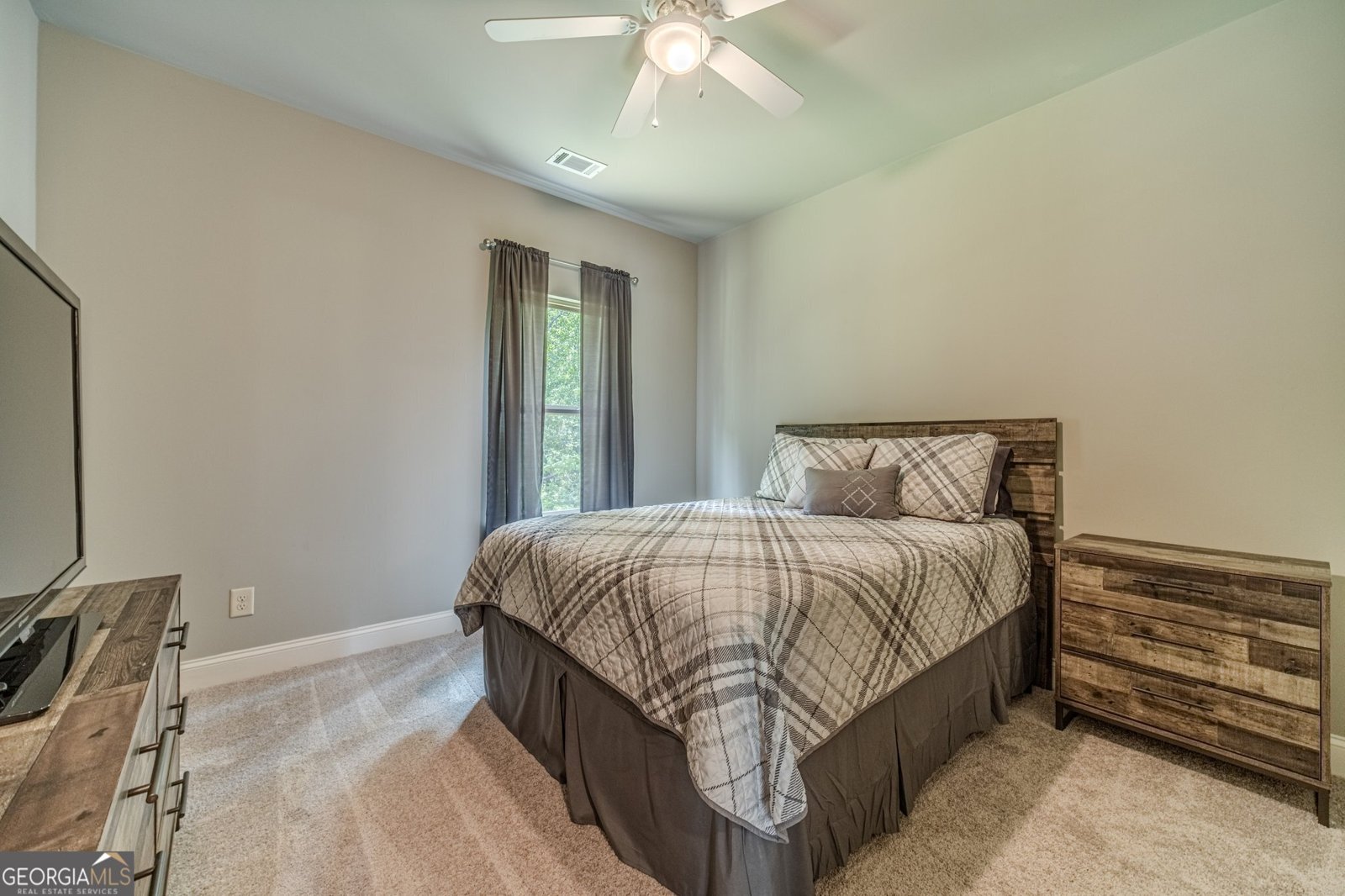 545 Jefferson Boulevard Jefferson - 28