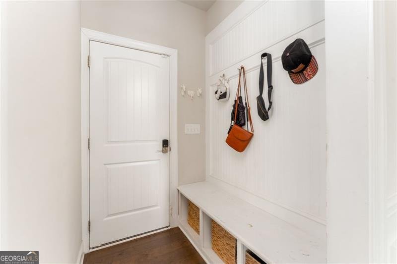 2486 EASTWOOD Drive Atlanta - 21