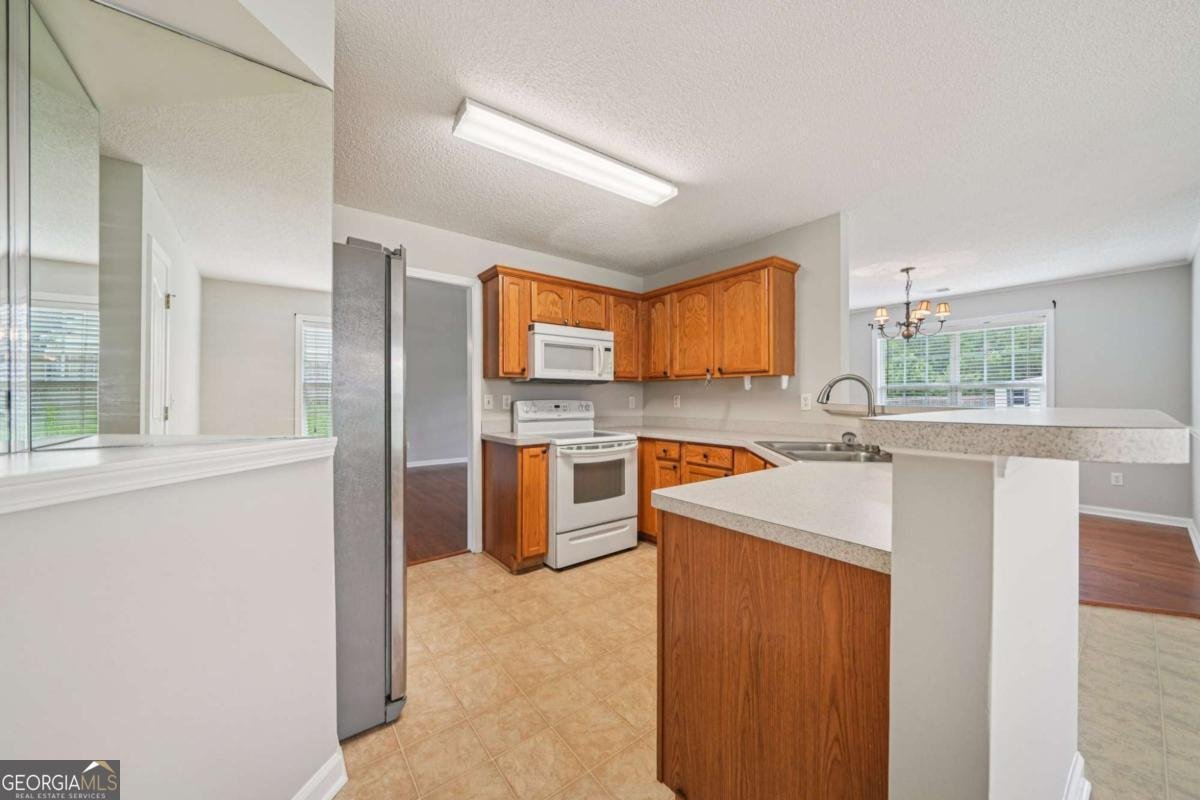237 Raventree Lane Griffin - 12