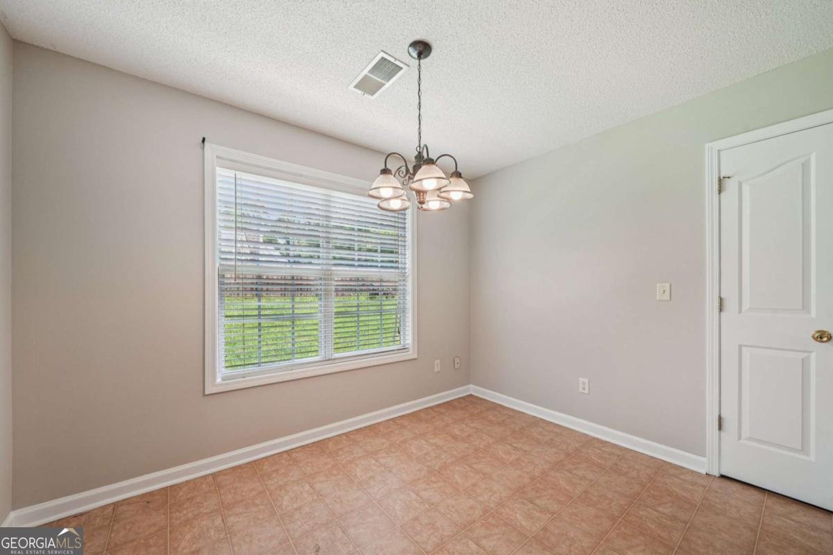 237 Raventree Lane Griffin - 16