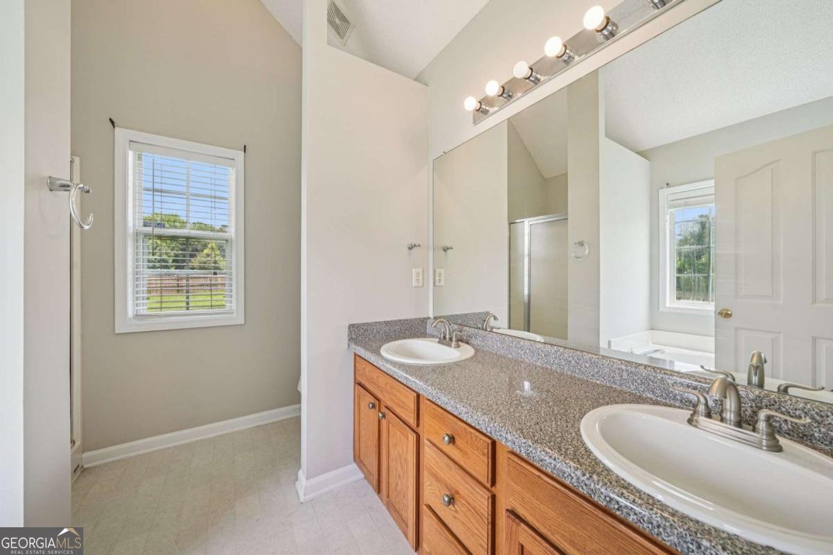 237 Raventree Lane Griffin - 20
