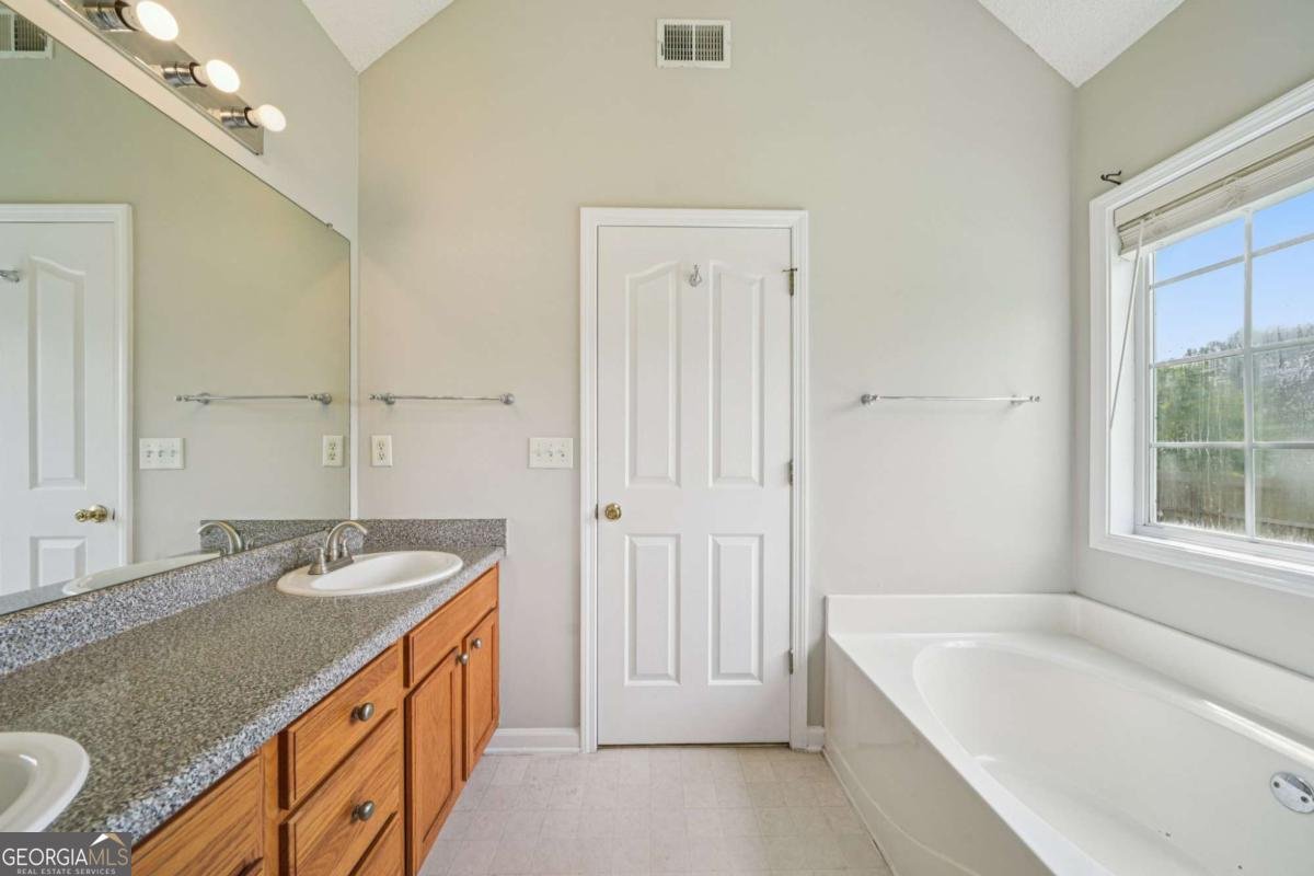 237 Raventree Lane Griffin - 22