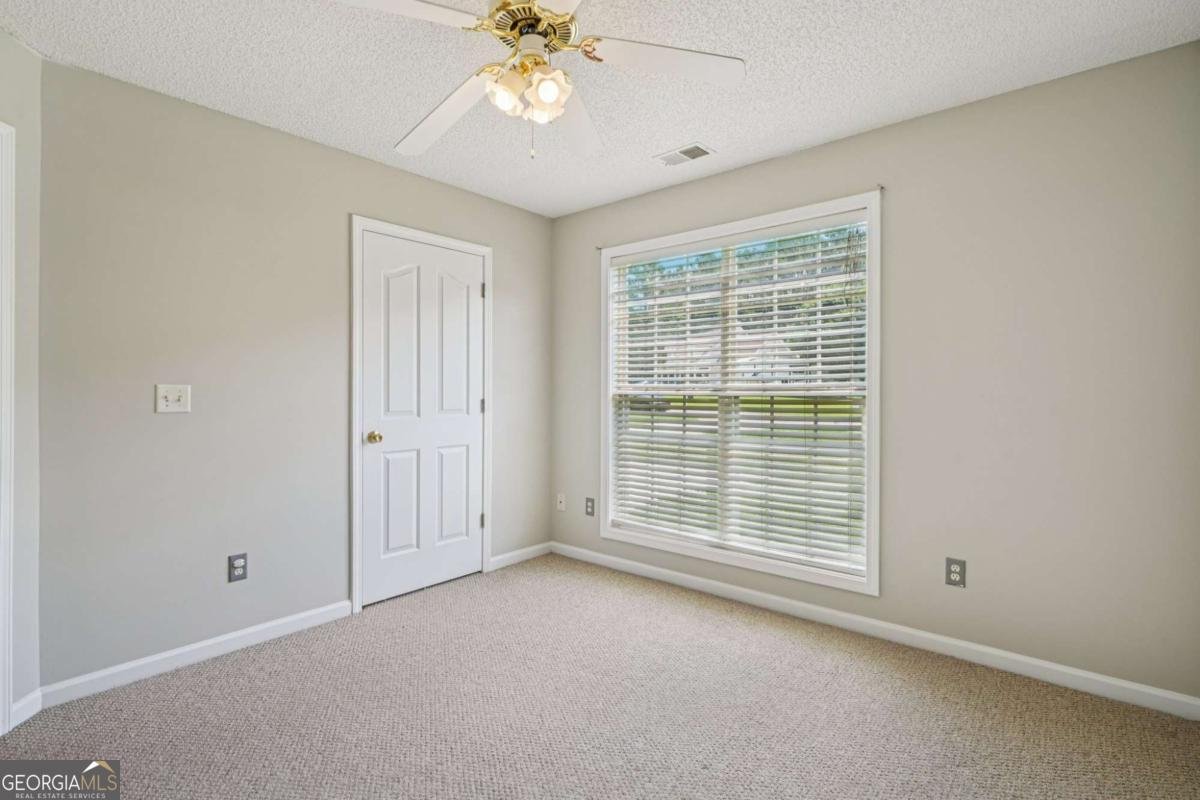 237 Raventree Lane Griffin - 27