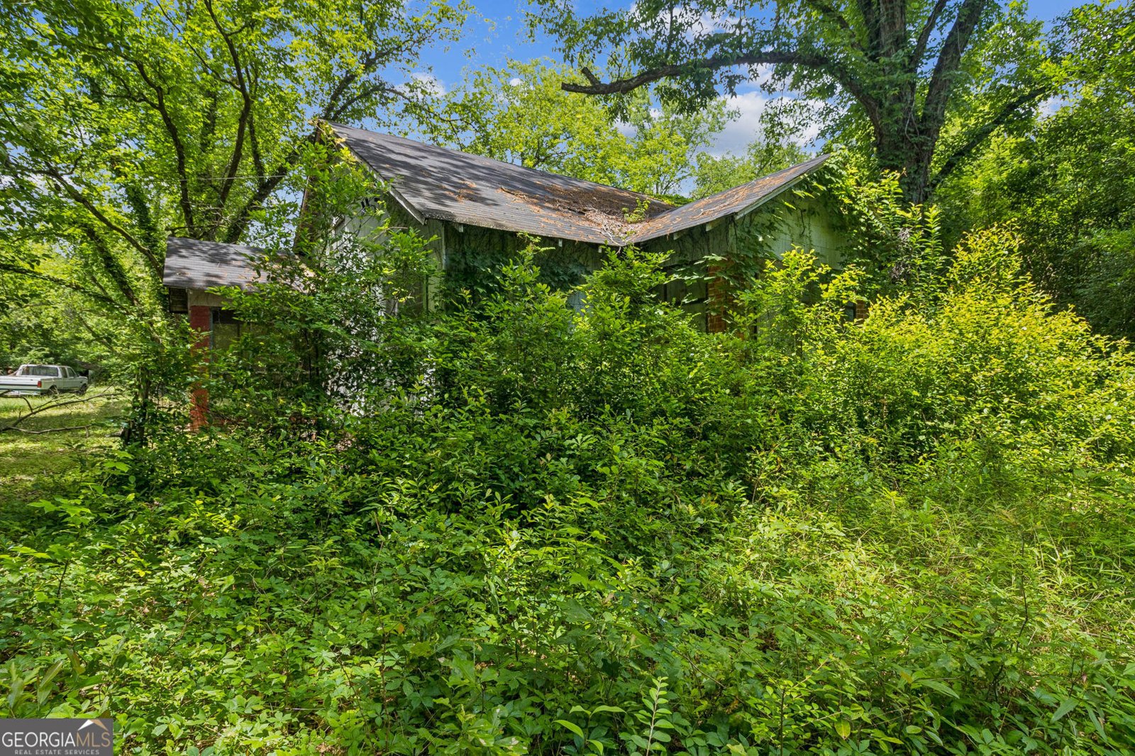 1494 Jeffersonville Road Macon - 8