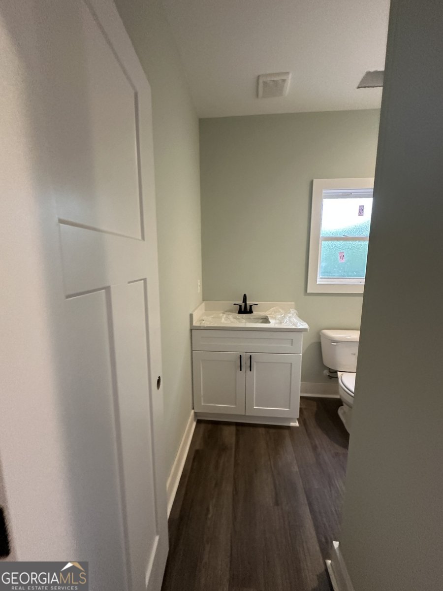 904 Highway 36 Barnesville - 11