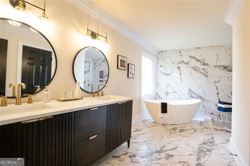 300 SADDLE CREEK Lane Roswell - 12