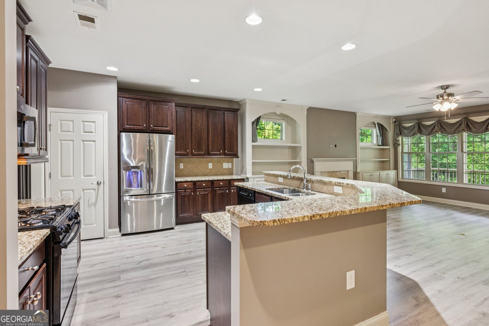 328 Shade Tree Circle Woodstock - 10