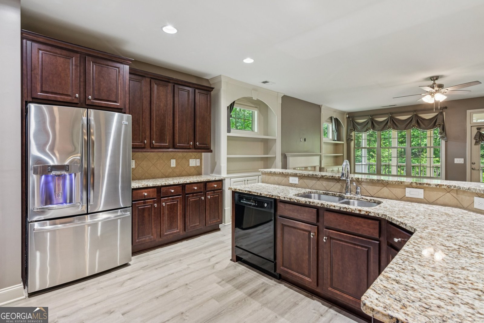 328 Shade Tree Circle Woodstock - 11