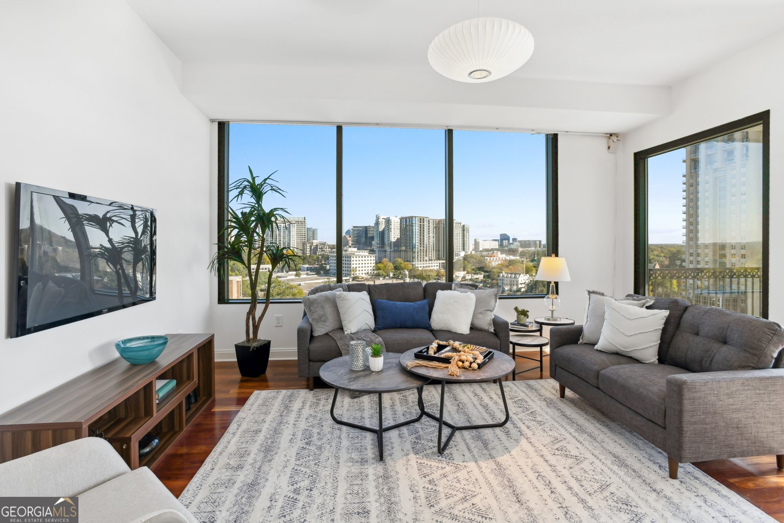 2828 Peachtree Road Atlanta - 10