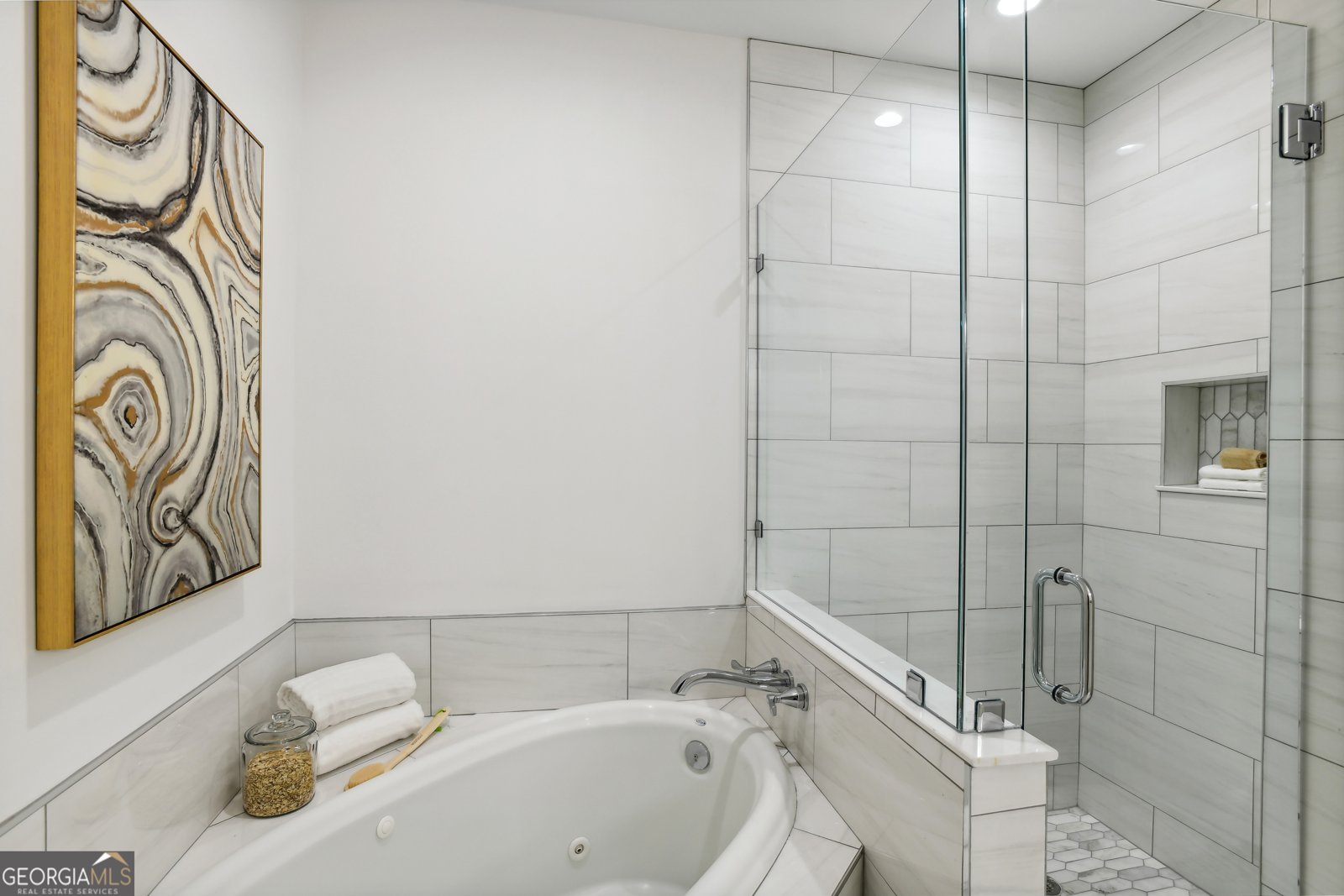 2828 Peachtree Road Atlanta - 33