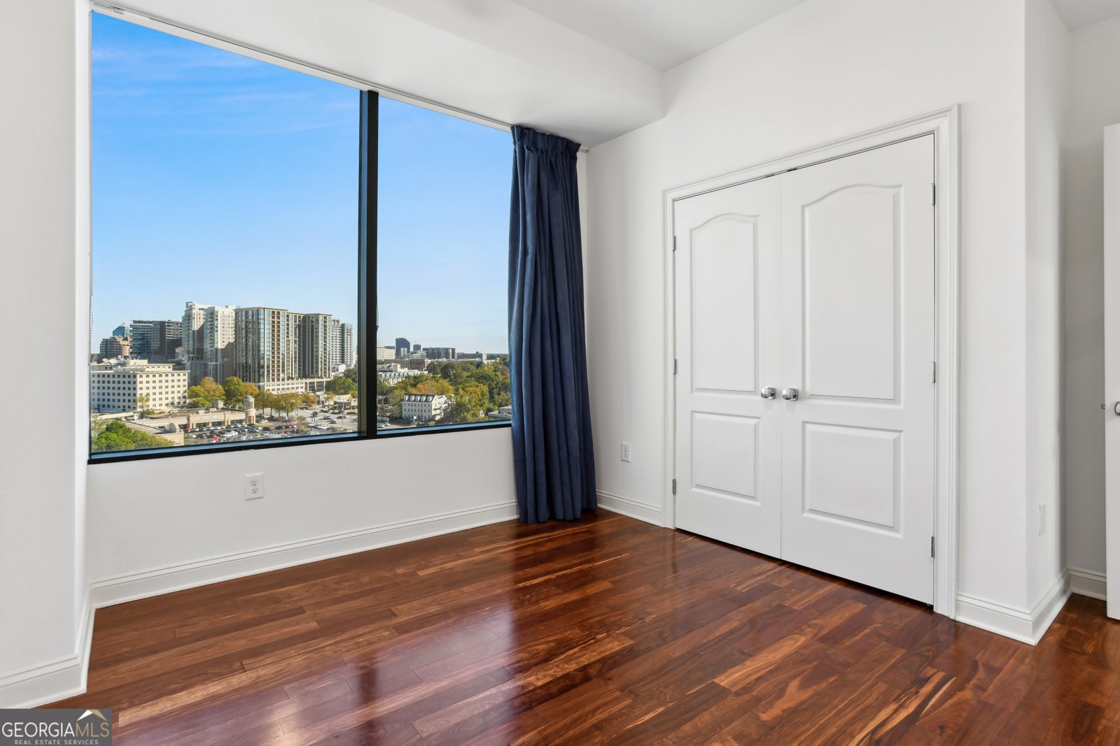 2828 Peachtree Road Atlanta - 37