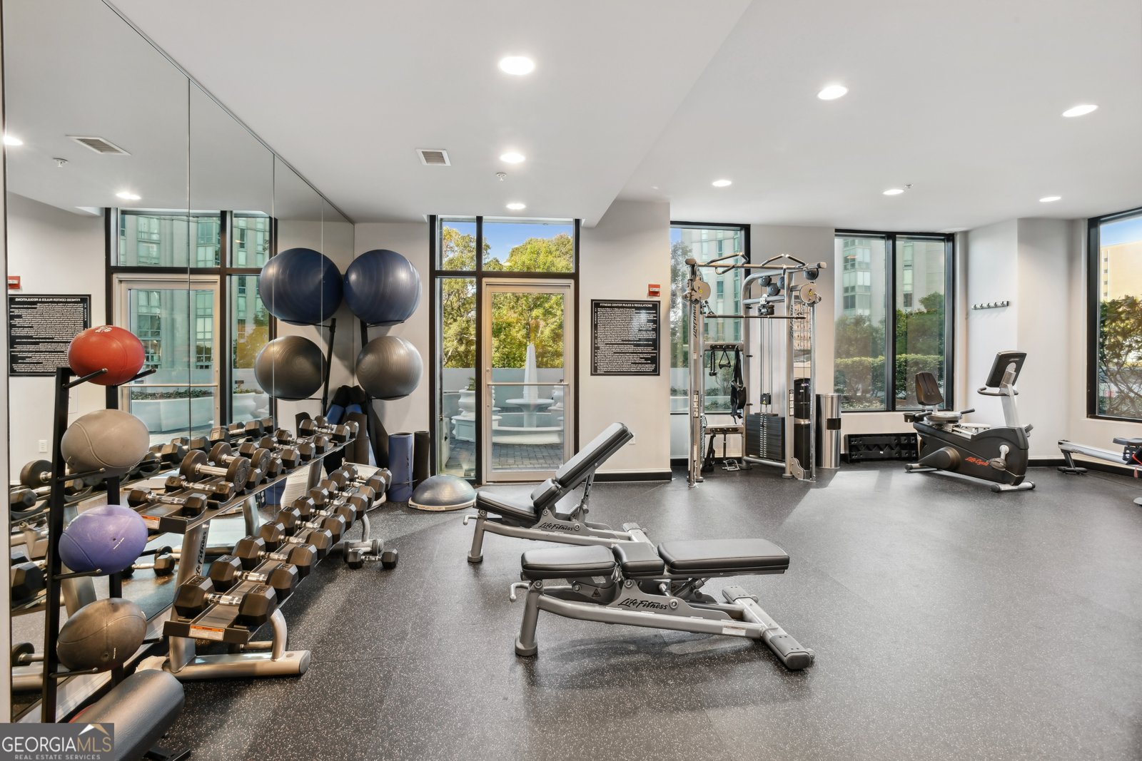 2828 Peachtree Road Atlanta - 59