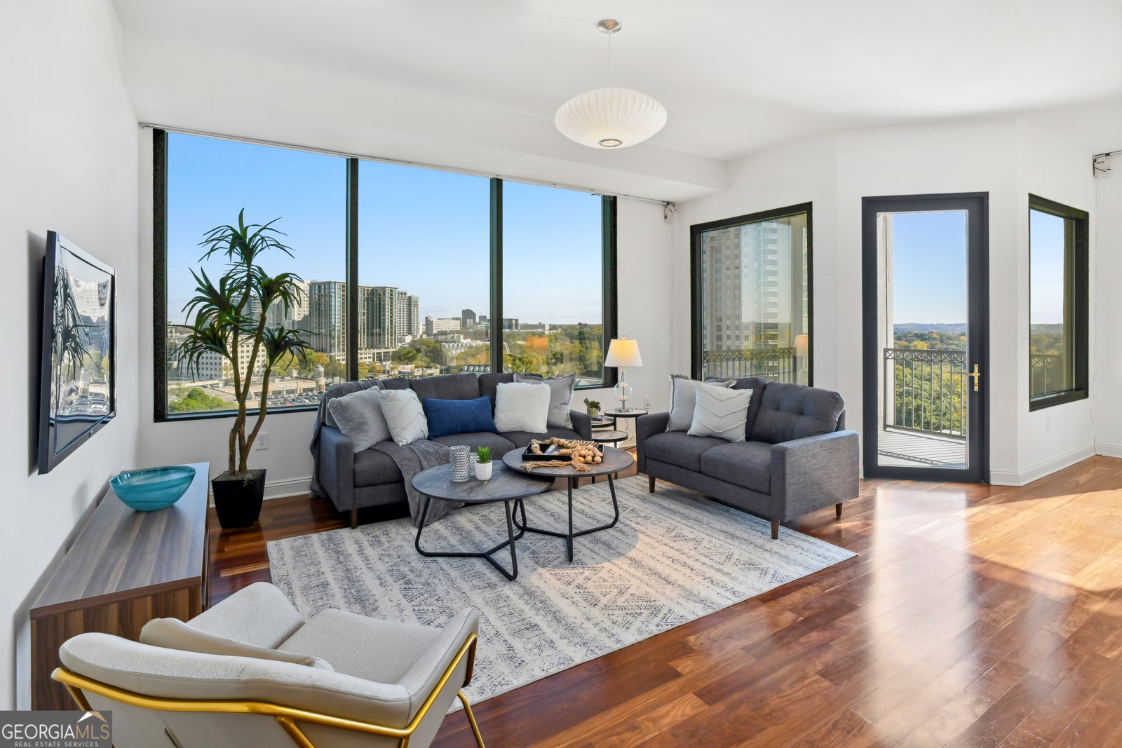 2828 Peachtree Road Atlanta - 9