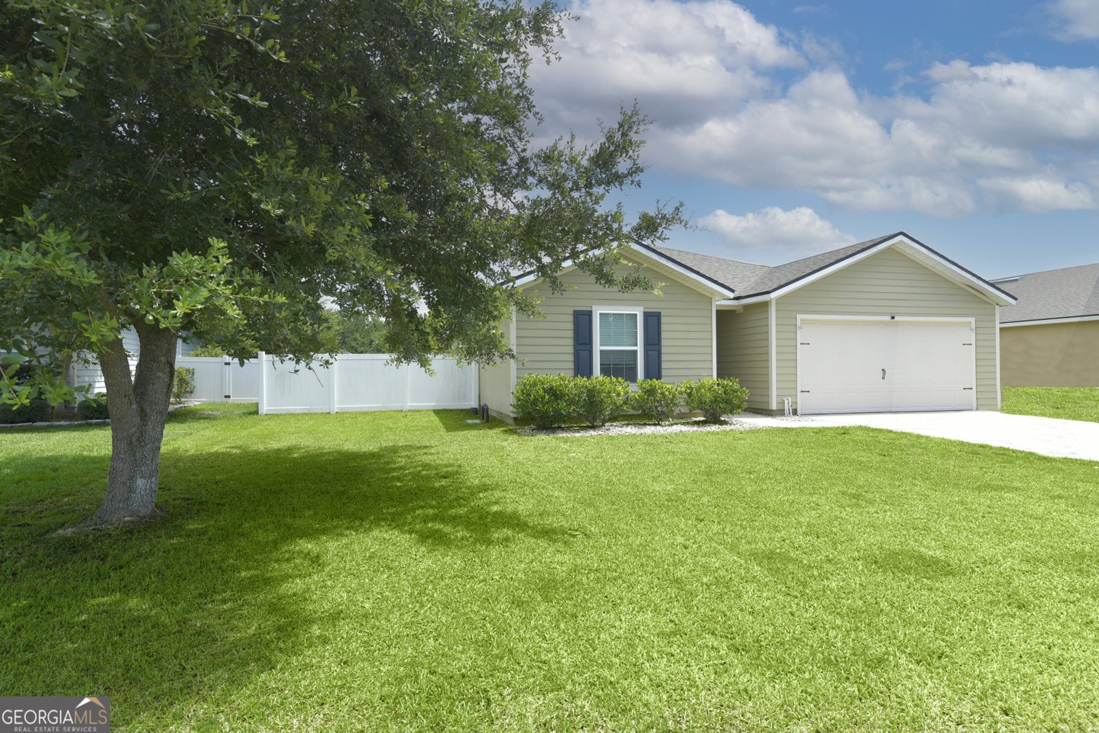 105 105 Paradise Court Kingsland - 1