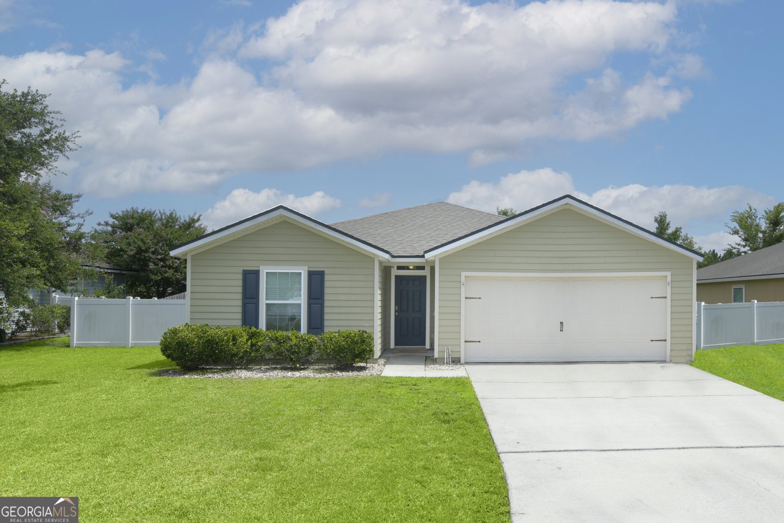 105 105 Paradise Court Kingsland - 2