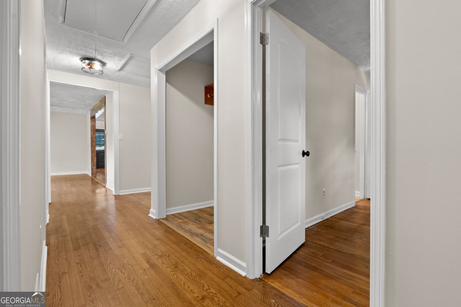 3888 3888 Lindley Circle Powder Springs - 2